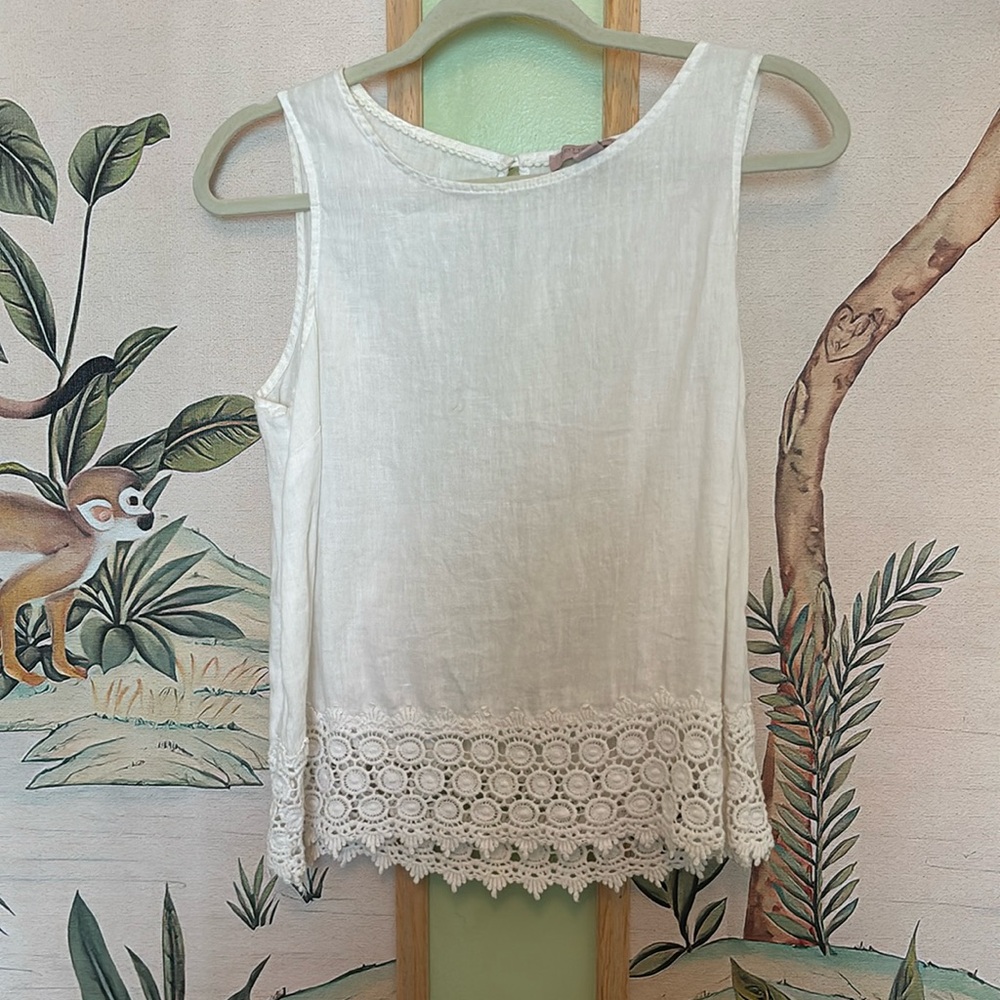 Linen eyelet trim top